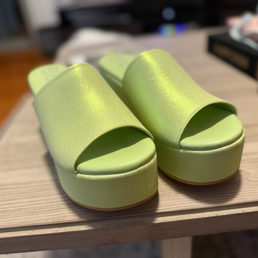 Beach by Matisse Terry Women's Platform Sandal